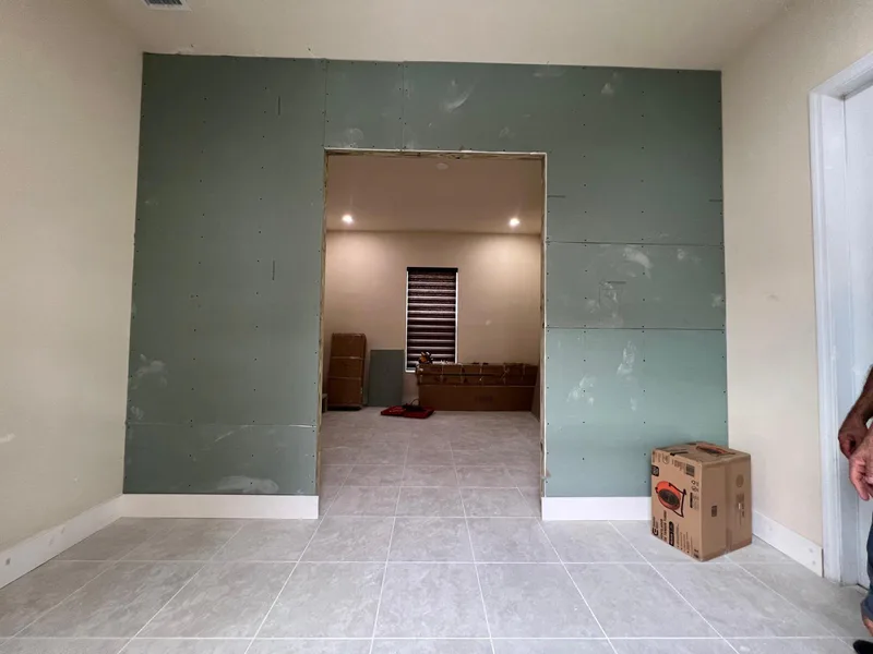 Full Home Renovation, Miami, Florida: photo 5 by DALOP Design