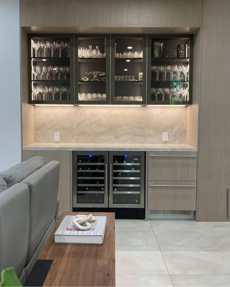 Home Bars, Contemporary, Private homes, Miami: home bar photo 1 by DALOP Design