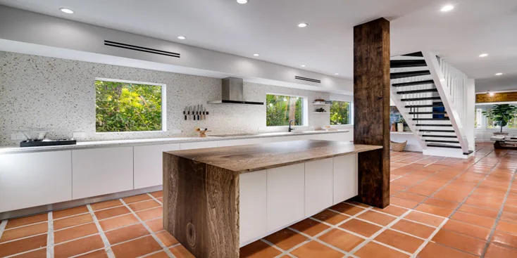 Kitchen Design, Miami Beach, Florida: photo 3 by DALOP Design