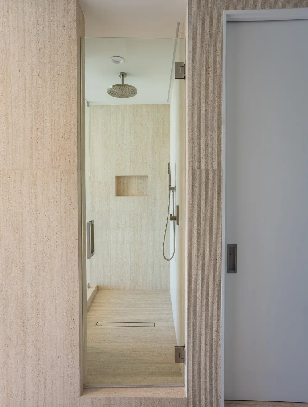 Marquis, Full Design and Renovation, Miami, Florida: home photo 7 by DALOP Design