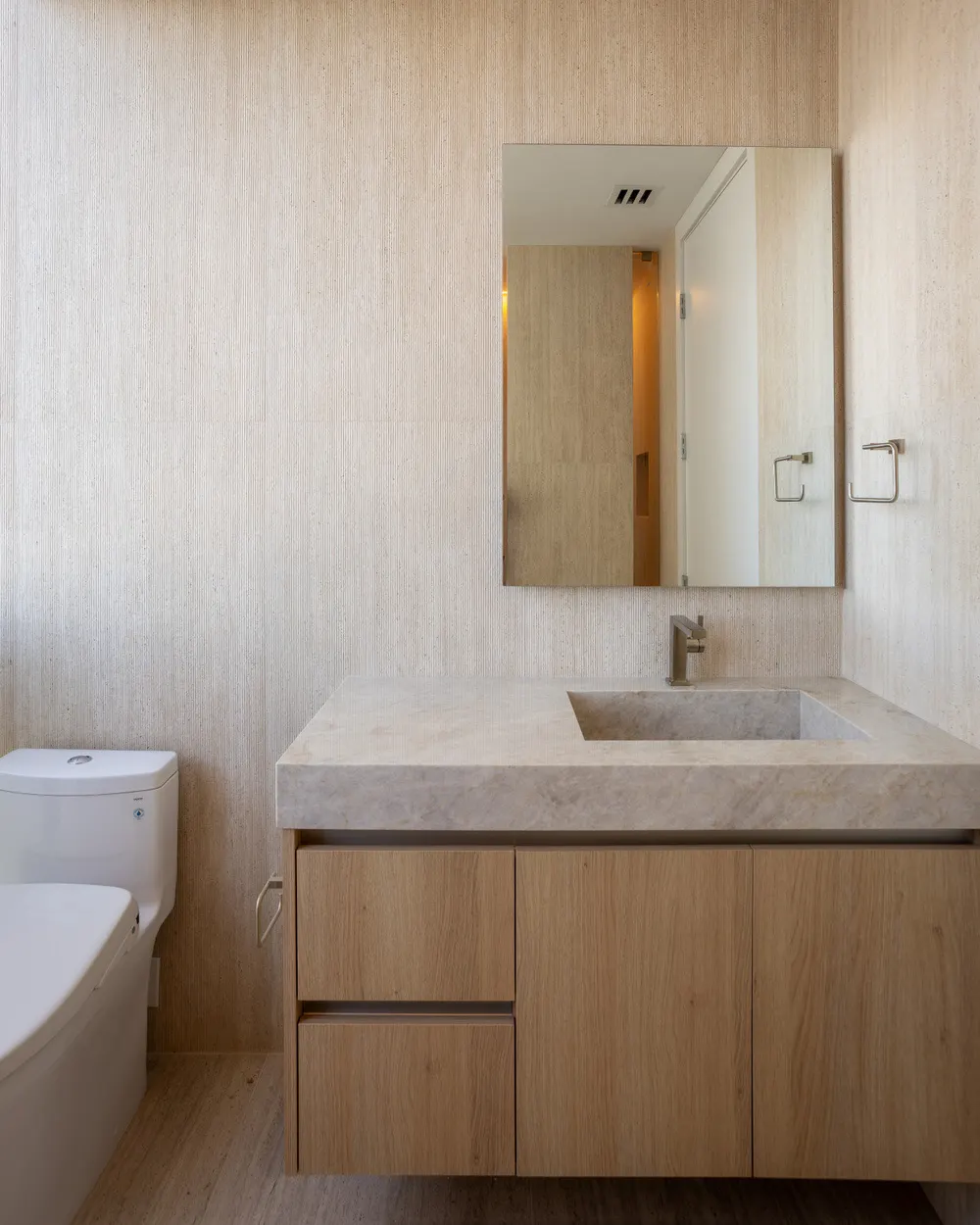 Marquis, Full Design and Renovation, Miami, Florida: home photo 8 by DALOP Design
