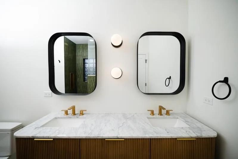 Master Bath Renovation, Chicago, Illinois, by DALOP Design