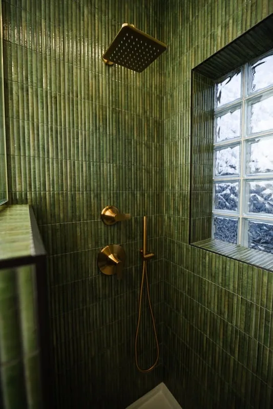 Master Bath Renovation, Chicago, Illinois: photo 11 by DALOP Design