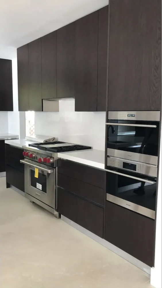 Nahon Residence, Kitchen Remodel, Miami Beach, Florida: kitchen photo 3 by DALOP Design