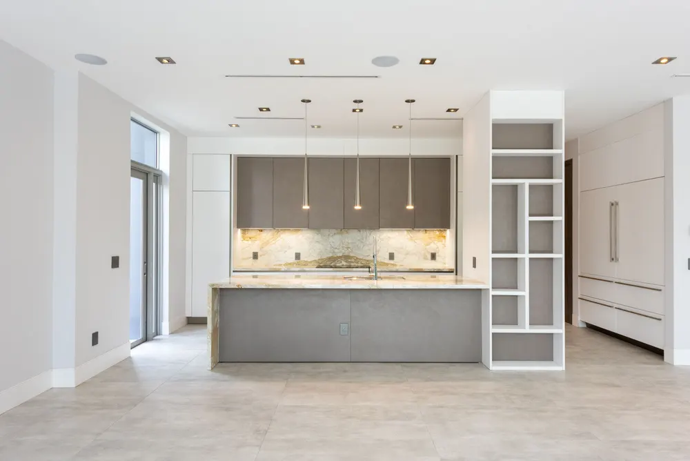 Spec Home, Mid-Century Modern, Coral Gables, Florida: spec home photo 2 by DALOP Design
