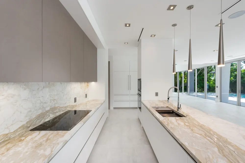 Spec Home, Mid-Century Modern, Coral Gables, Florida: spec home photo 5 by DALOP Design